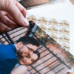 Ćoškići za lepljenje 60 fotografija BEŽ BOJA (10 listova, 240 nalepnica) - Slika 6